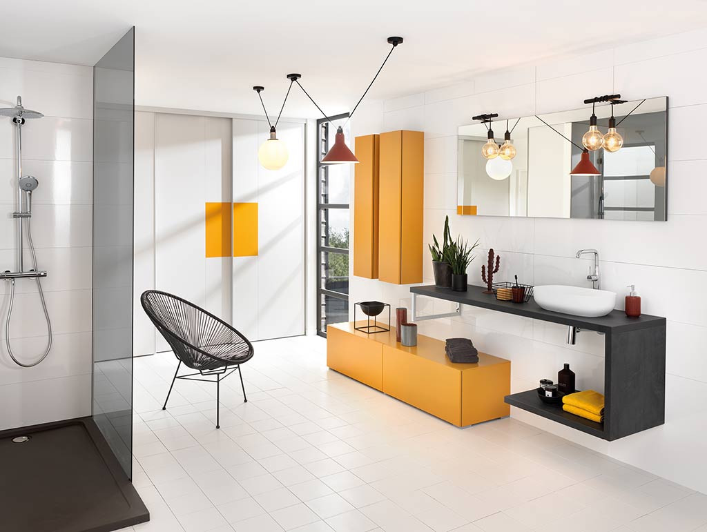 meuble de salle de bains jaune moutarde