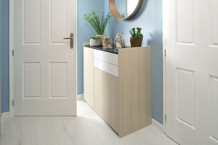 meuble d'entrée design, commode en bois clair