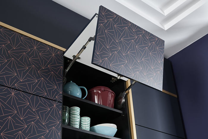 Mueble alto con puerta lift