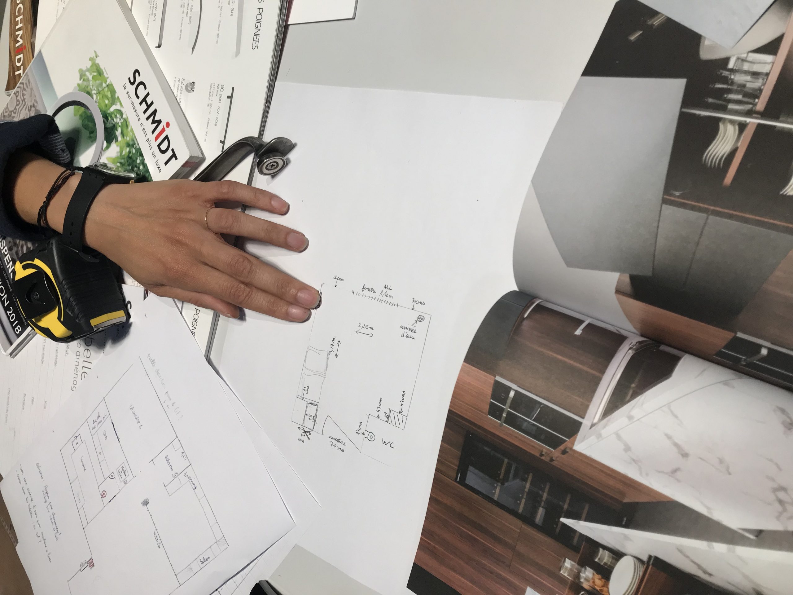 Prises de mesures et conception du plan en croquis.
