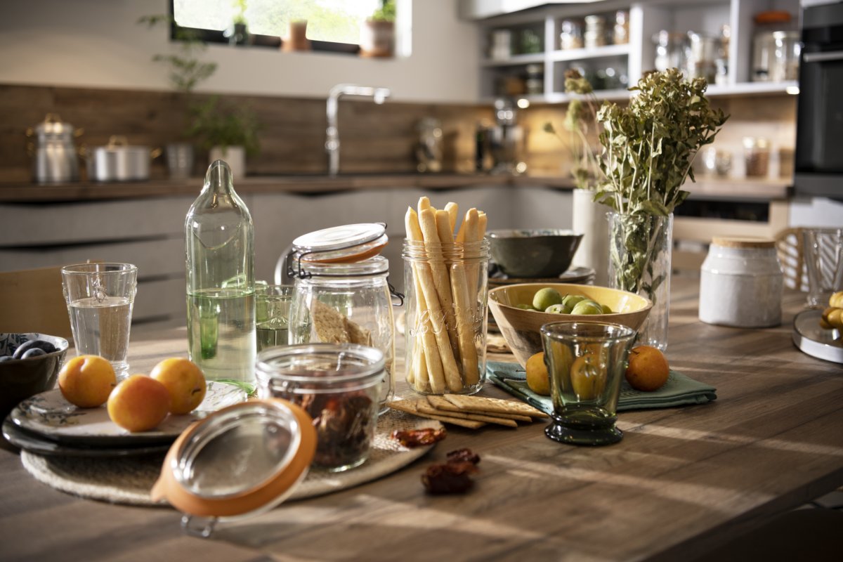 Bocaux le Parfait dans la cuisine origin faite de façades 100% recyclées
