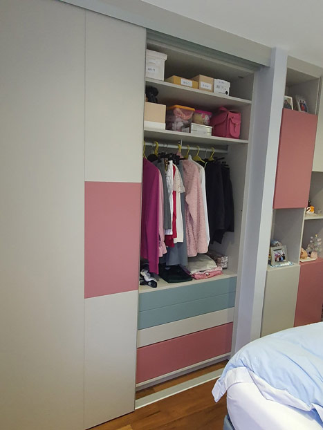 Dressing chambre coloris rose Pashmina et vert clair. Crédit photo : ©Schmidt Wimbledon (UK)
