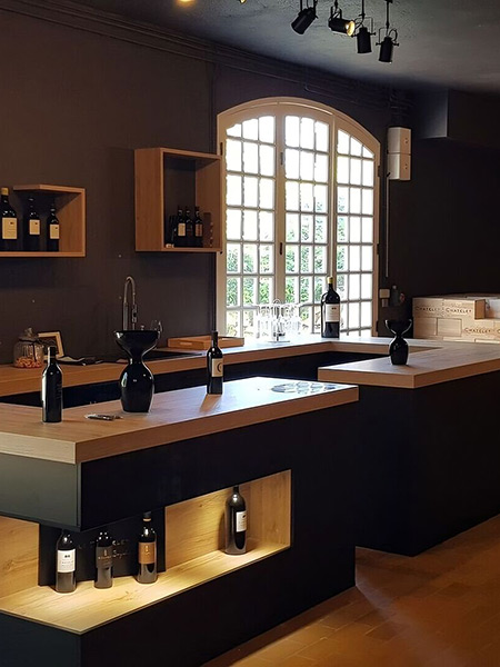 Un equipamiento de enoteca absolutamente único, creado por Schmidt.