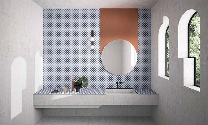 salle de bain design en céramique motifs géométriques 