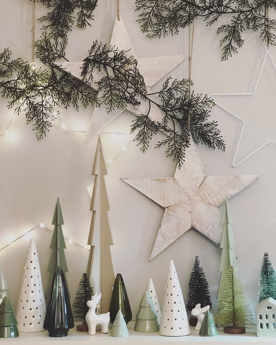 petites décorations de noël, étoiles en bois