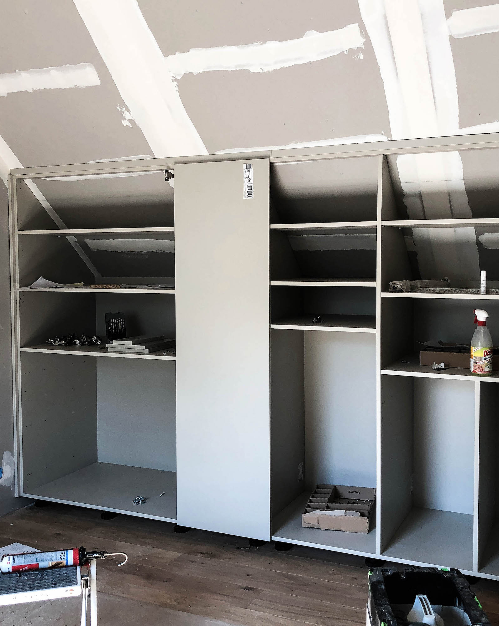 Dressing sous pente sur mesure : avant.